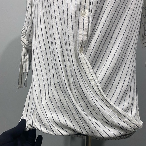 BCBGeneration Blouse - Picture 4 of 8